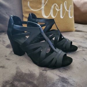 Easy Street Amaze Black High Heel Sandals 8W